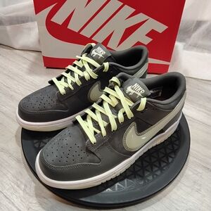 NEW Nike Dunk Low BG Womens Gray & Lime Ice GLOW IN DARK Sneakers HALLOWEEN W7.5